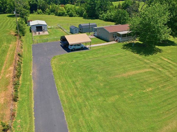3300 Doyle Frazier Rd , Morrison, TN 37357