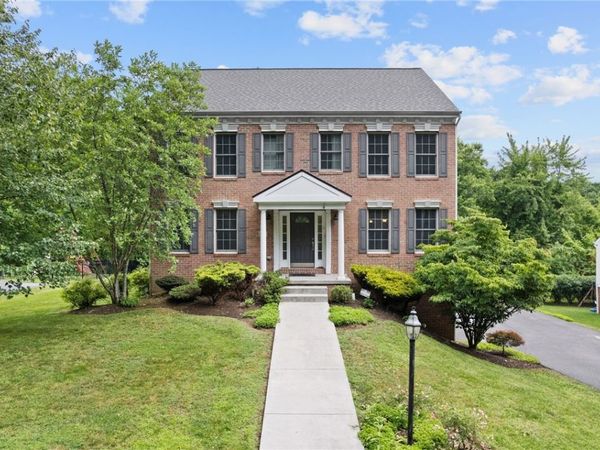 317 Providence Dr , Wexford, PA 15090