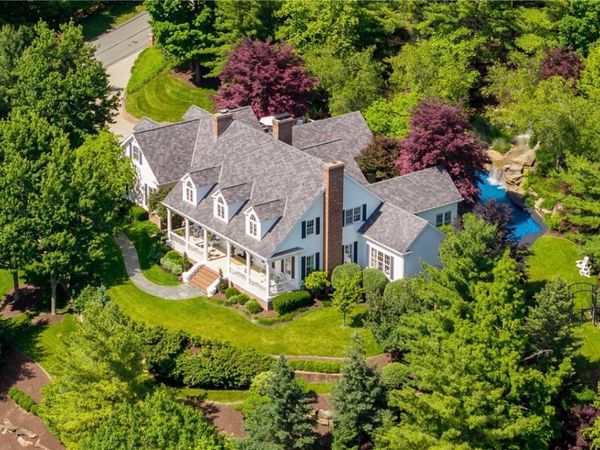 128 Mount Blaine Dr, McMurray, PA 15317