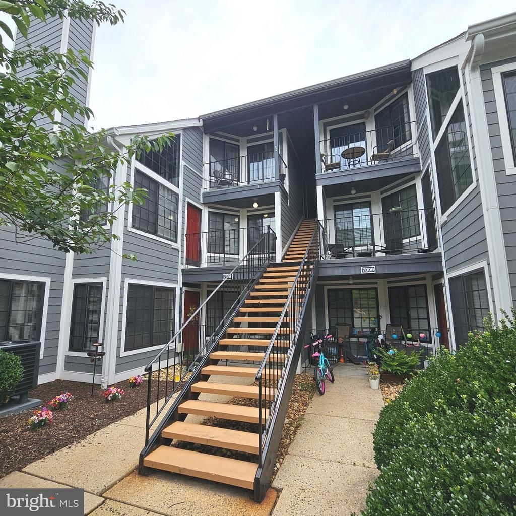 7009 Birkenhead Place, Unit 8C, Alexandria, VA 22315 Main Photo