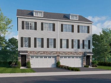 221 WINDING ROAD, FORKS TOWNSHIP, PA 18040