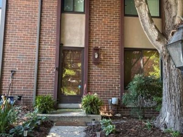 8938 FOOTED RIDGE, COLUMBIA, MD 21045