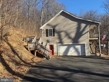 1157 GRANNY SMITH ROAD , LINDEN, VA 22642