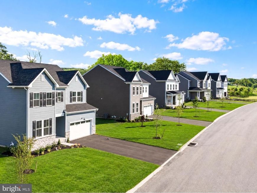 24 Steiner Way, Perkiomenville, PA 18074 Main Photo