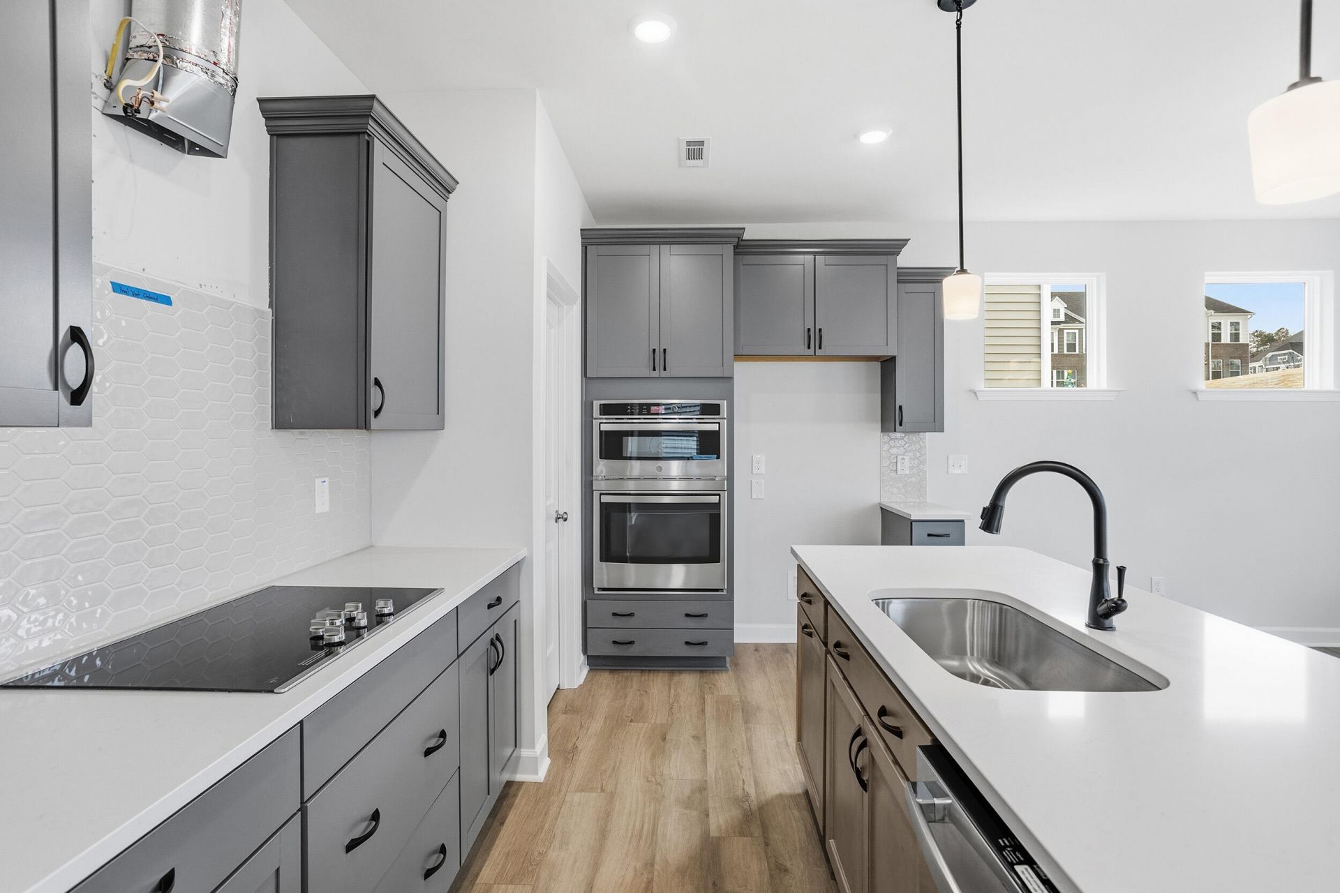 605 Crosswick Street Photo 11