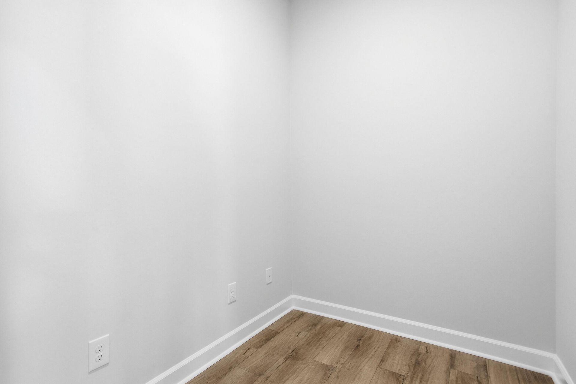605 Crosswick Street Photo 14