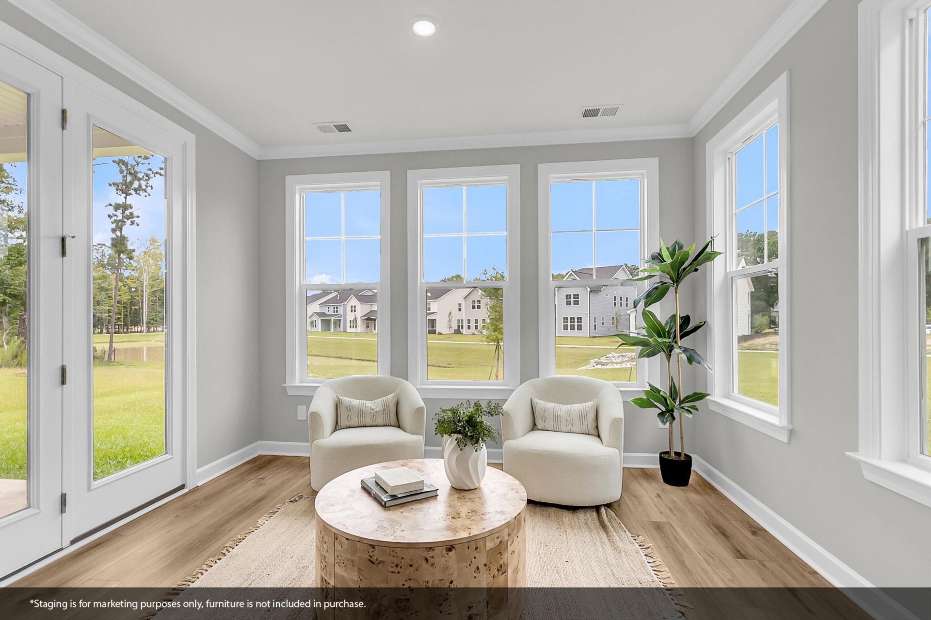 605 Crosswick Street Photo 15