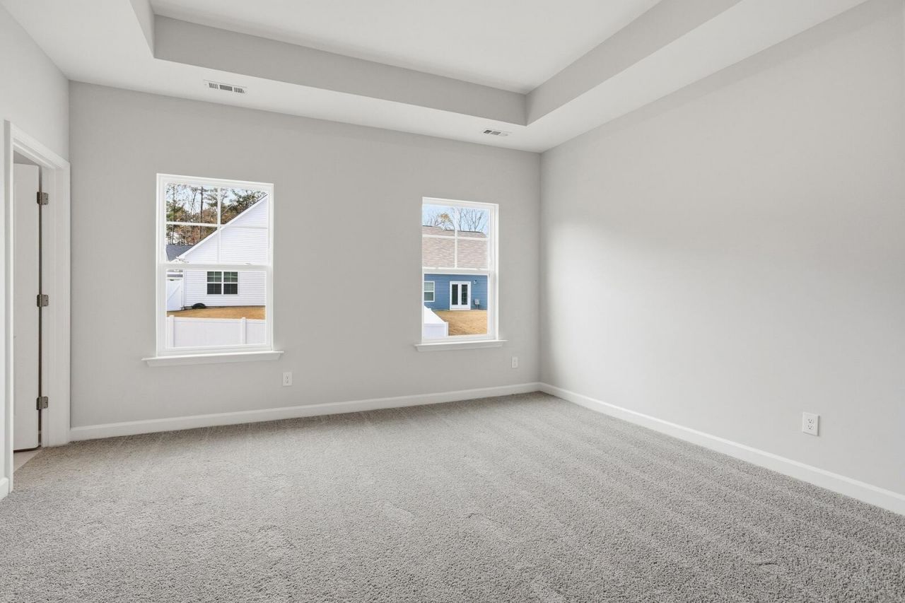 605 Crosswick Street Photo 16