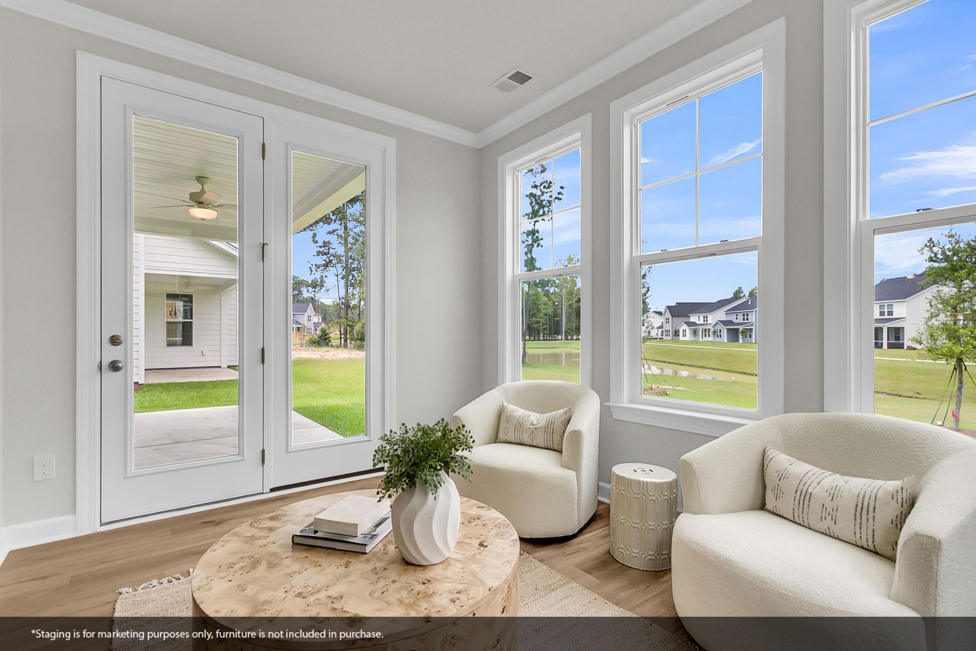 605 Crosswick Street Photo 16