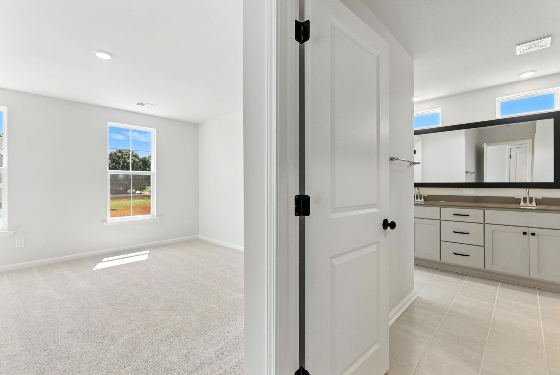 605 Crosswick Street Photo 24