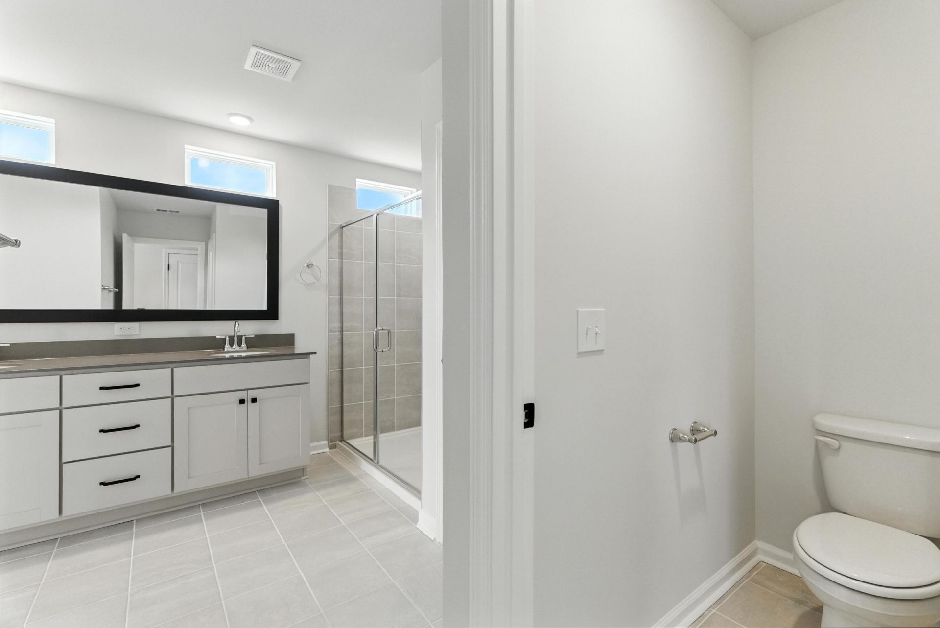 605 Crosswick Street Photo 25