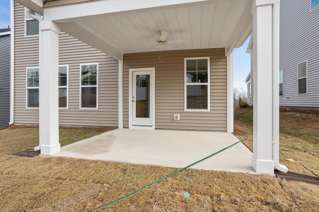605 Crosswick Street Photo 25