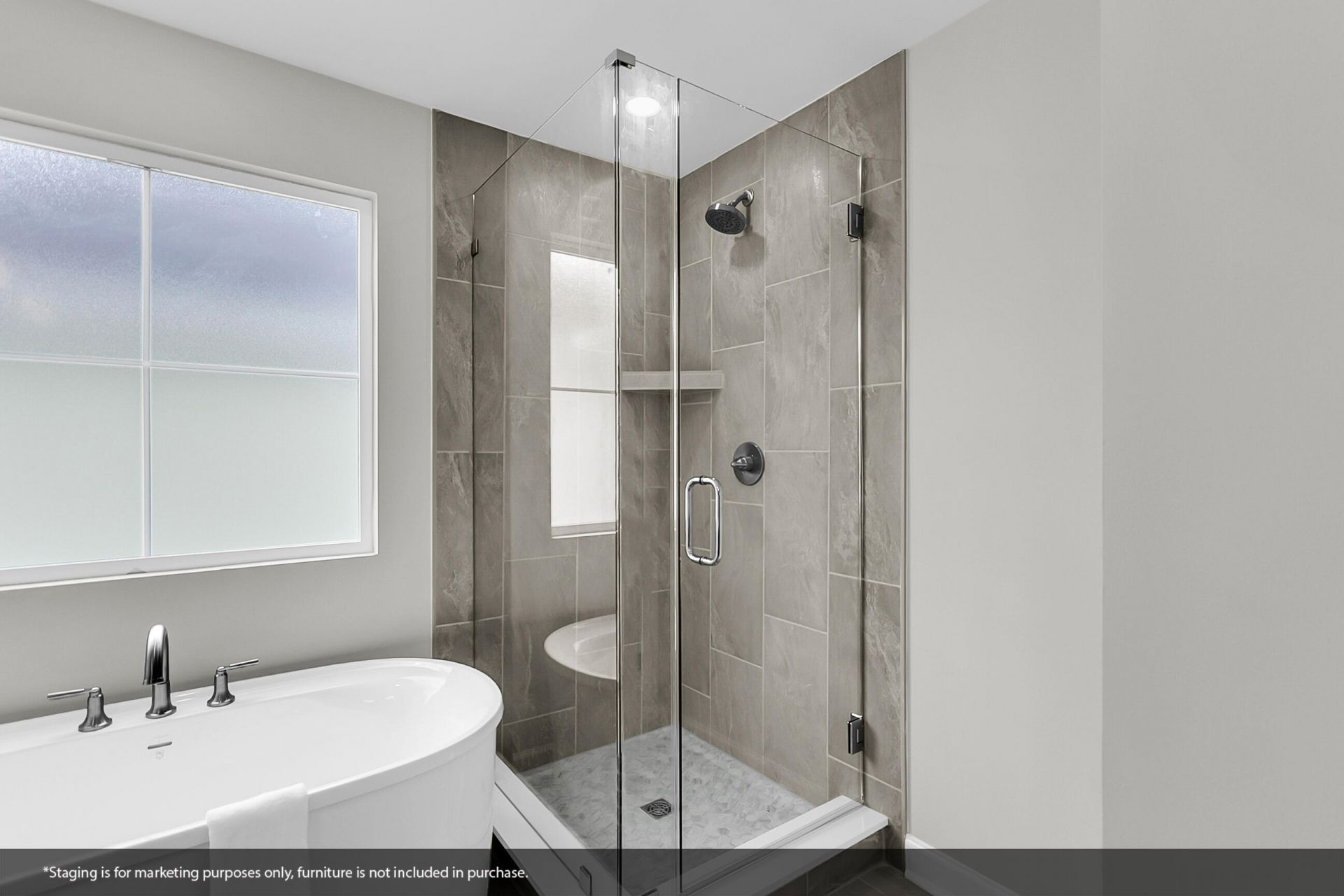 605 Crosswick Street Photo 30