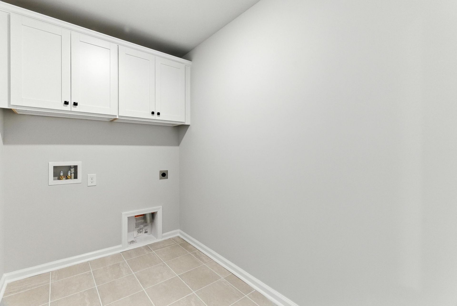 605 Crosswick Street Photo 39