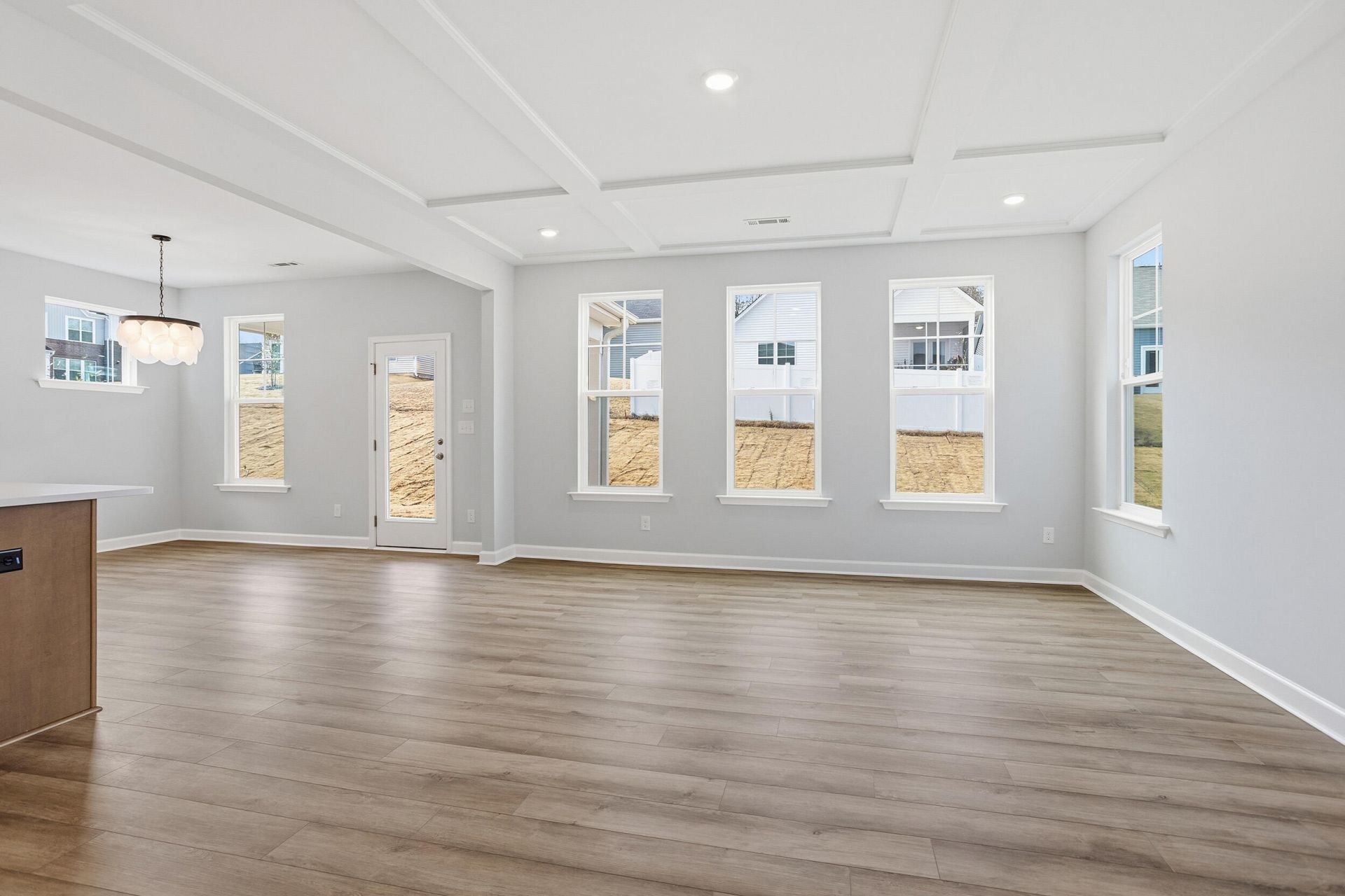 605 Crosswick Street Photo 4