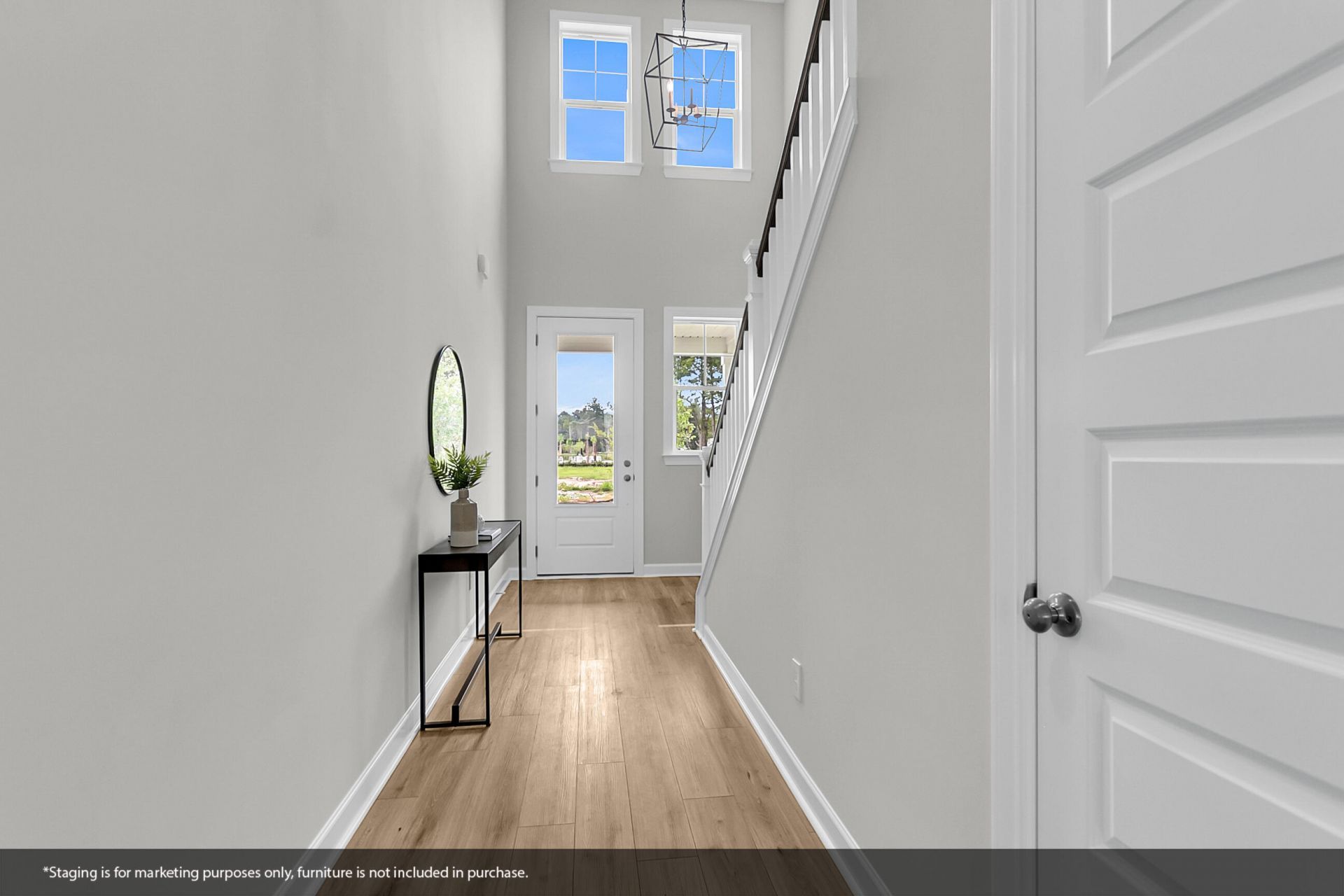 605 Crosswick Street Photo 6