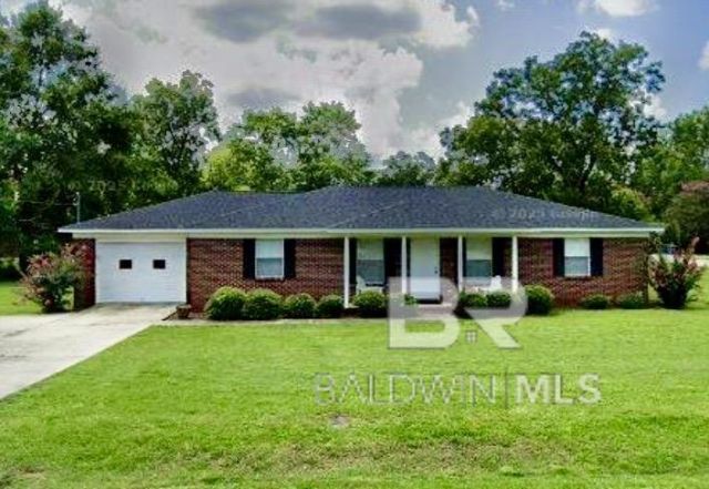 66 Forest Avenue, Monroeville, AL 36460 Main Photo