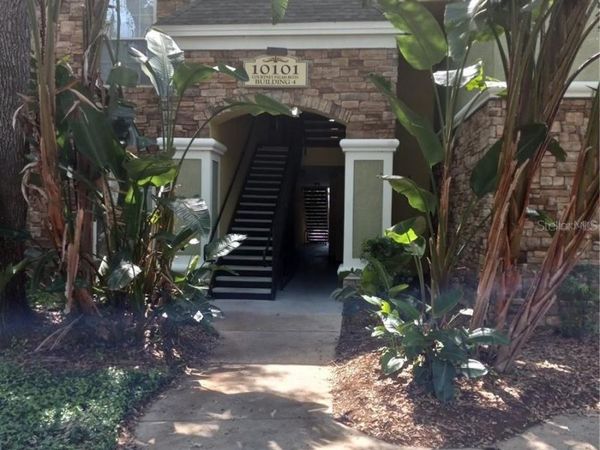 10101 COURTNEY PALMS BOULEVARD , Unit 103, TAMPA, FL 33619