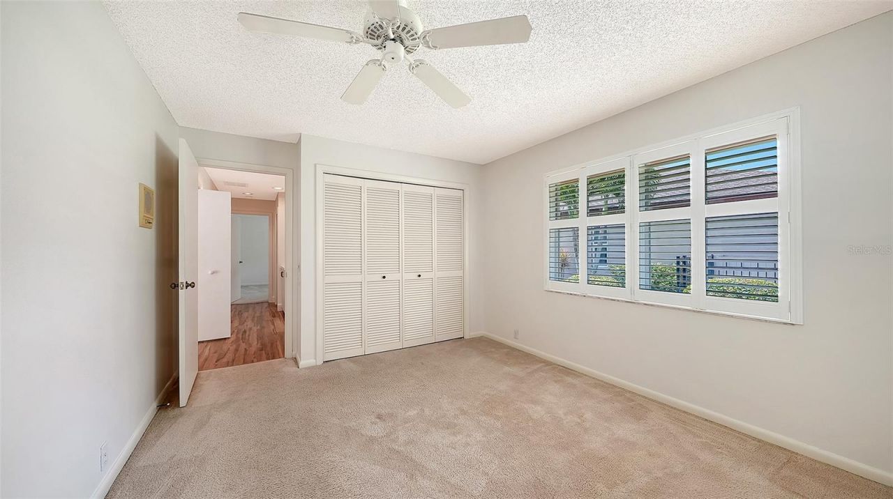 4871 Winterhaven Drive , Sarasota, FL 34233 Photo