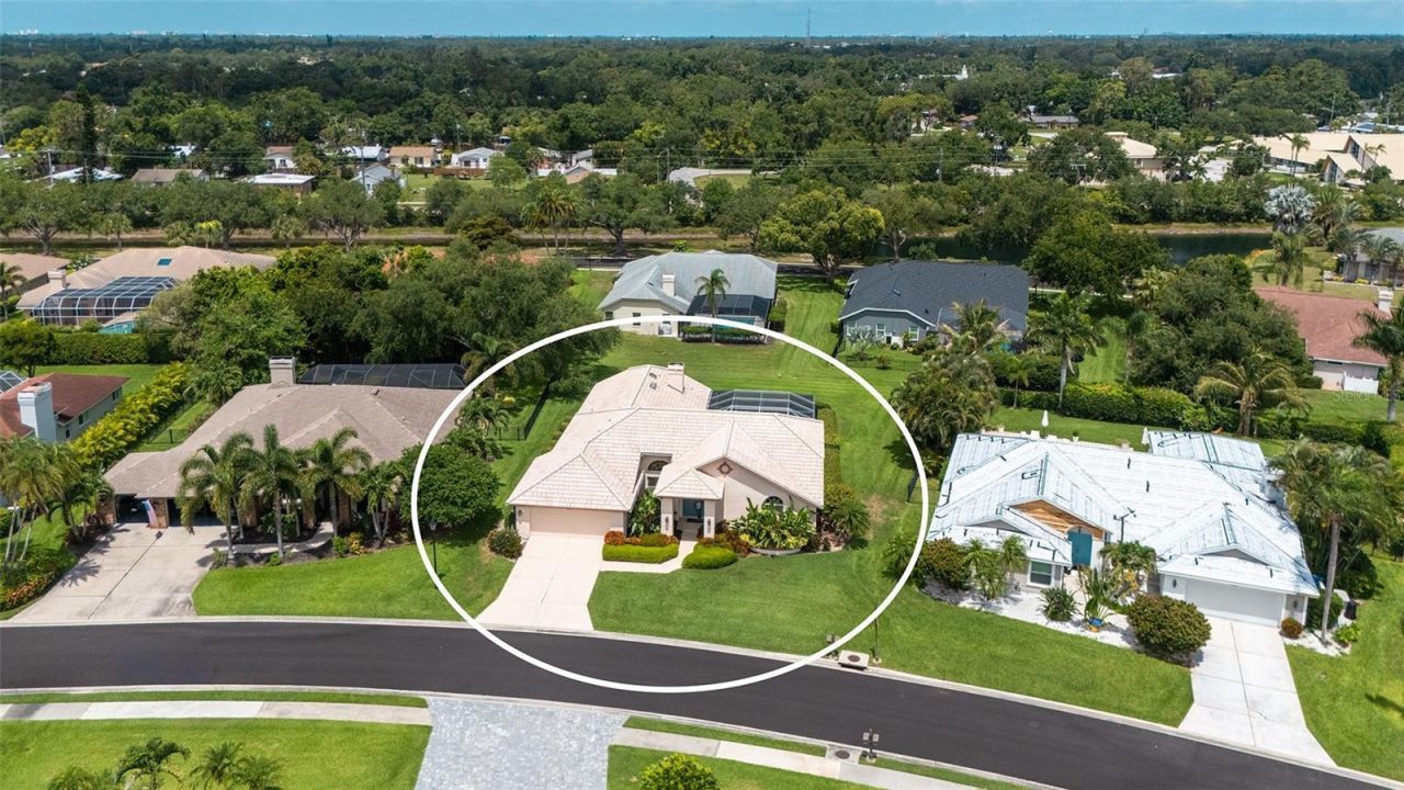 4871 Winterhaven Drive , Sarasota, FL 34233 Photo