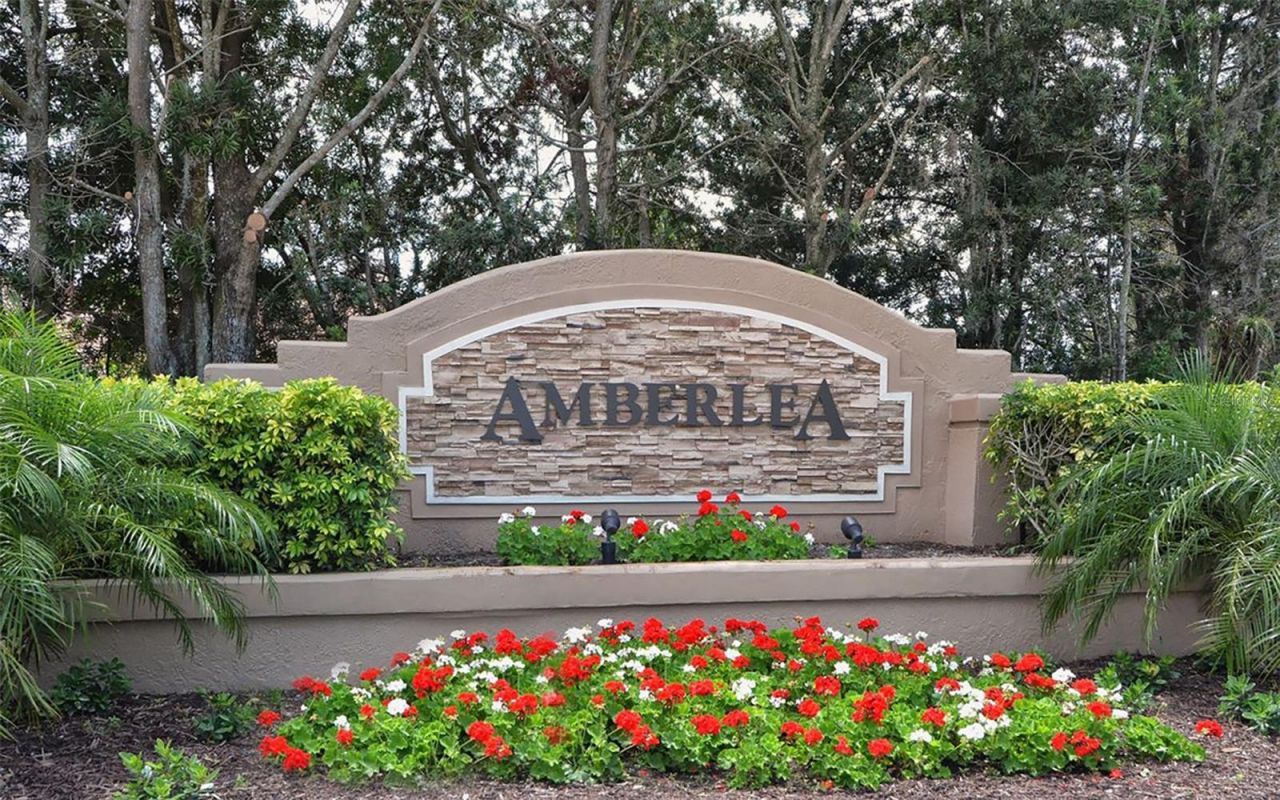 4871 Winterhaven Drive , Sarasota, FL 34233 Photo