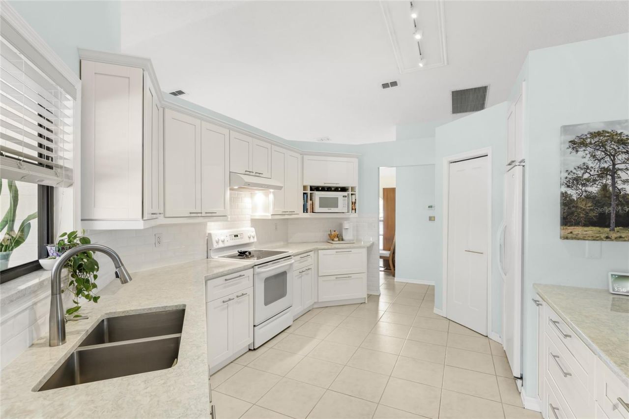 4616 Vintage Drive, Sarasota, FL 34243 Photo
