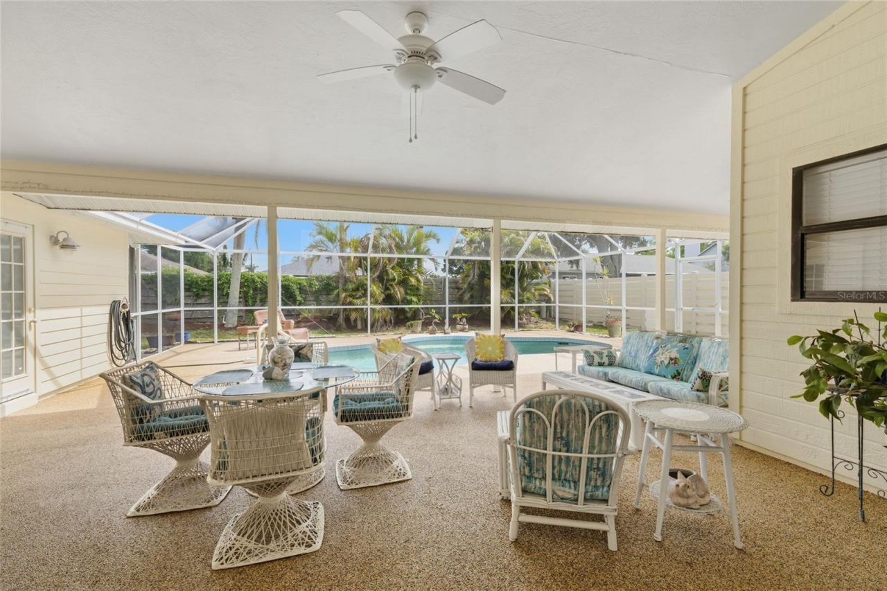4616 Vintage Drive, Sarasota, FL 34243 Photo