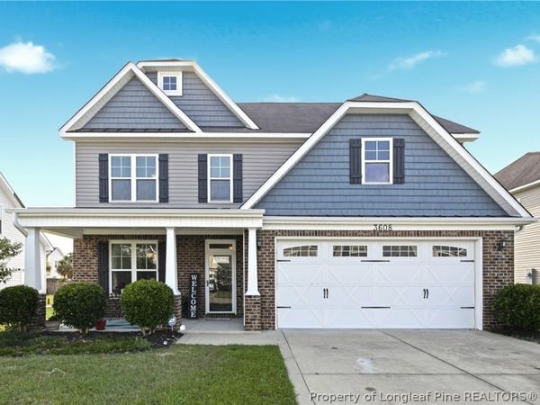 3608 Castlefield Lane, Fayetteville, NC 28306