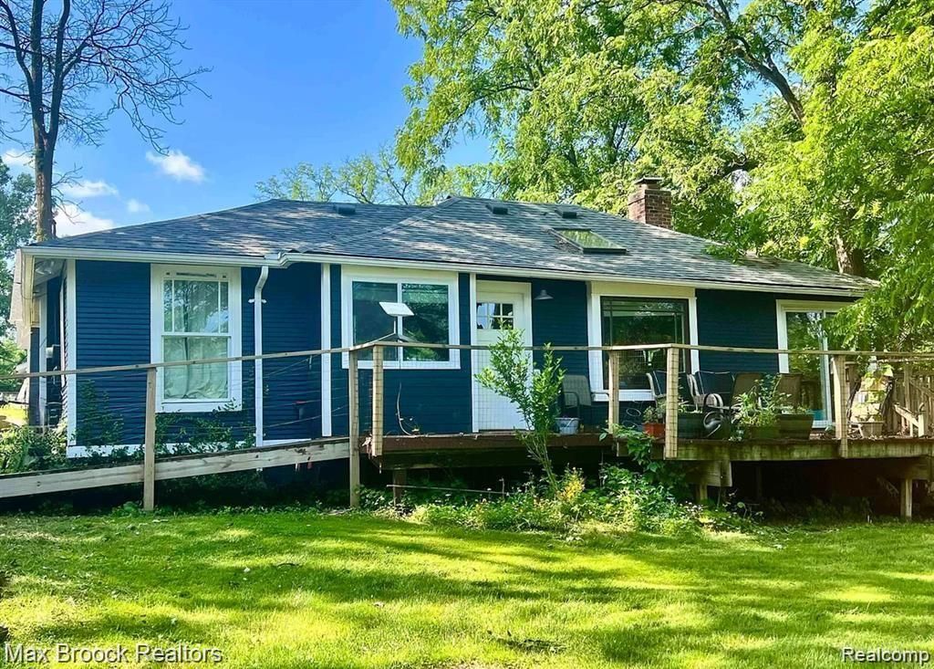4995 Lockhart Street, West Bloomfield Township, MI 48323 Main Photo