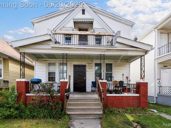11418 Sobieski Street, Hamtramck, MI 48212