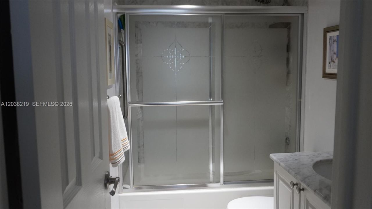 800 S Hollybrook Dr , Unit 305, Pembroke Pines, FL 33025 Photo