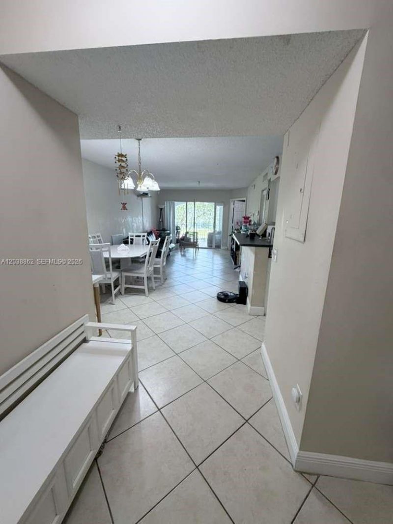 9610 NW 2nd St , Unit 8-206, Pembroke Pines, FL 33024 Photo