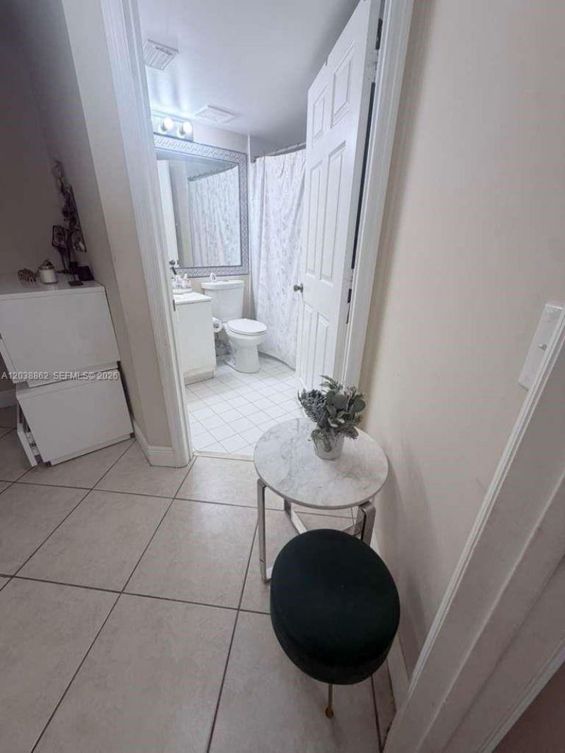 9610 NW 2nd St , Unit 8-206, Pembroke Pines, FL 33024 Photo
