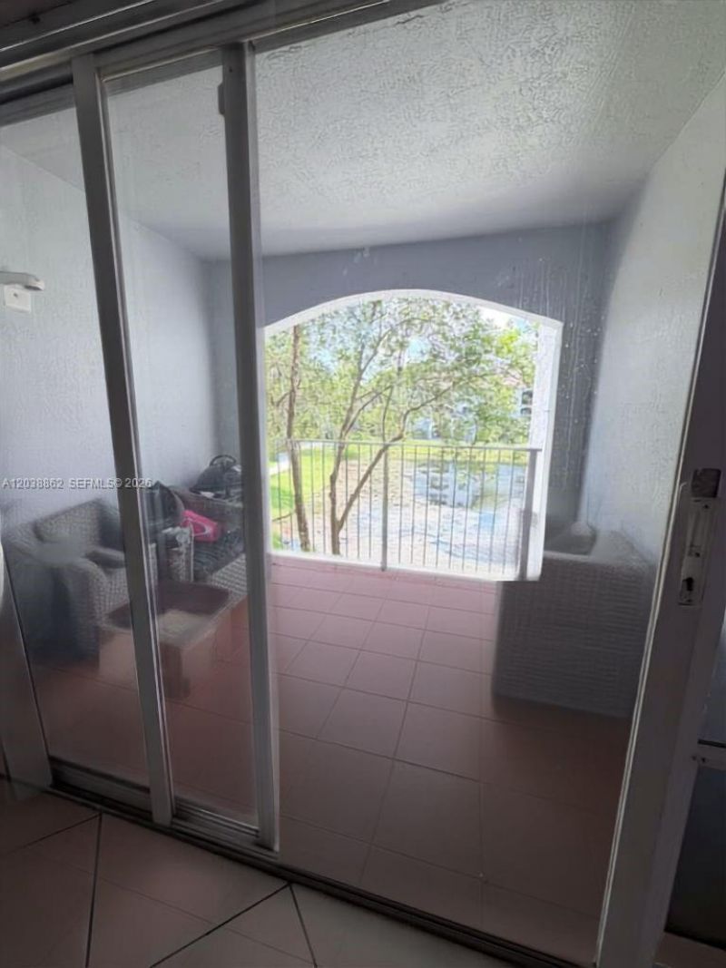 9610 NW 2nd St , Unit 8-206, Pembroke Pines, FL 33024 Photo