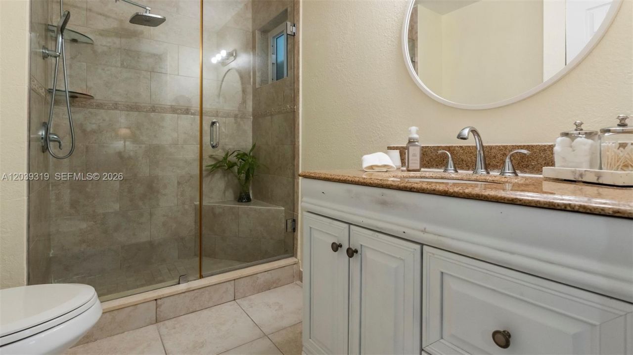 7548 NW 173rd Ter, Hialeah, FL 33015 Photo