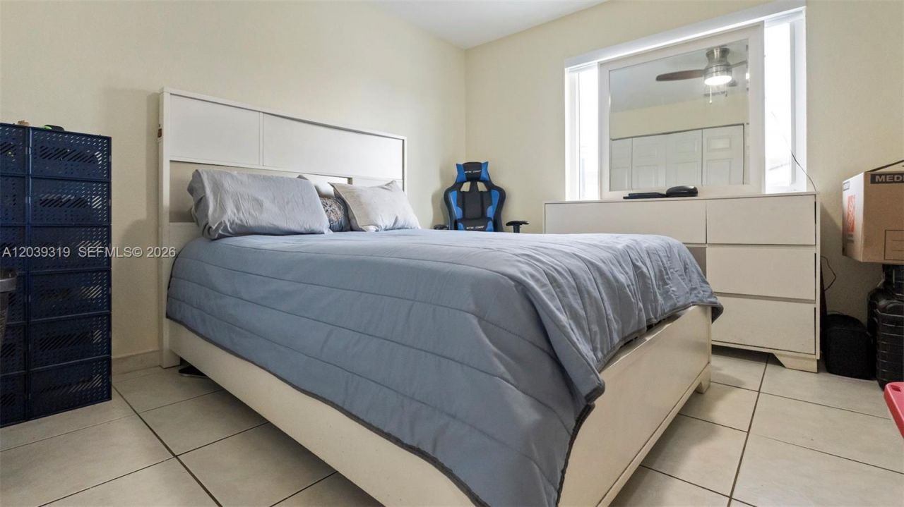 7548 NW 173rd Ter, Hialeah, FL 33015 Photo