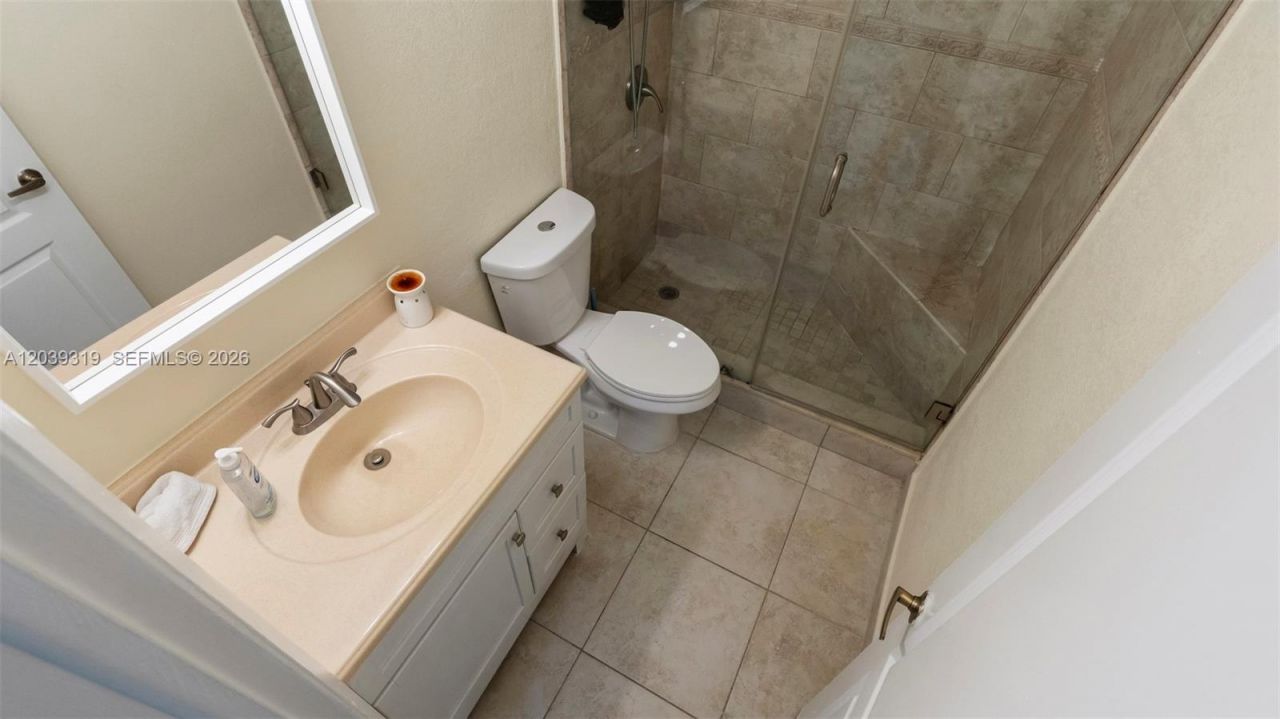 7548 NW 173rd Ter, Hialeah, FL 33015 Photo