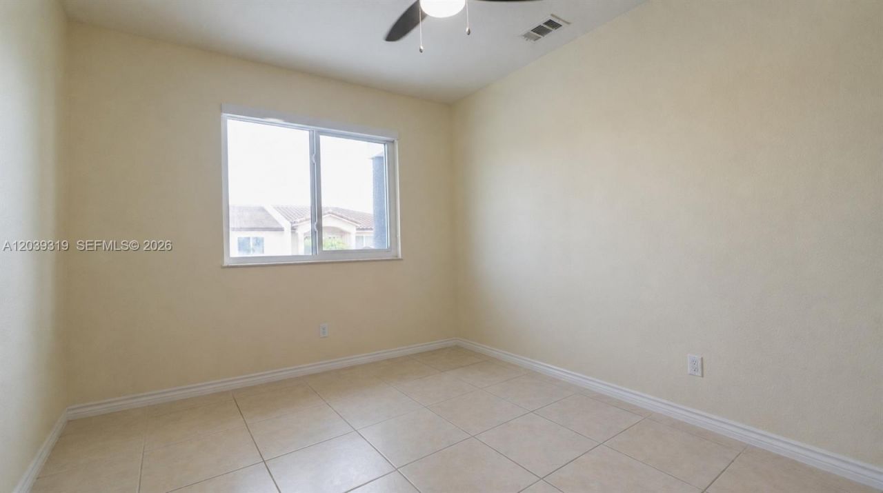 7548 NW 173rd Ter, Hialeah, FL 33015 Photo