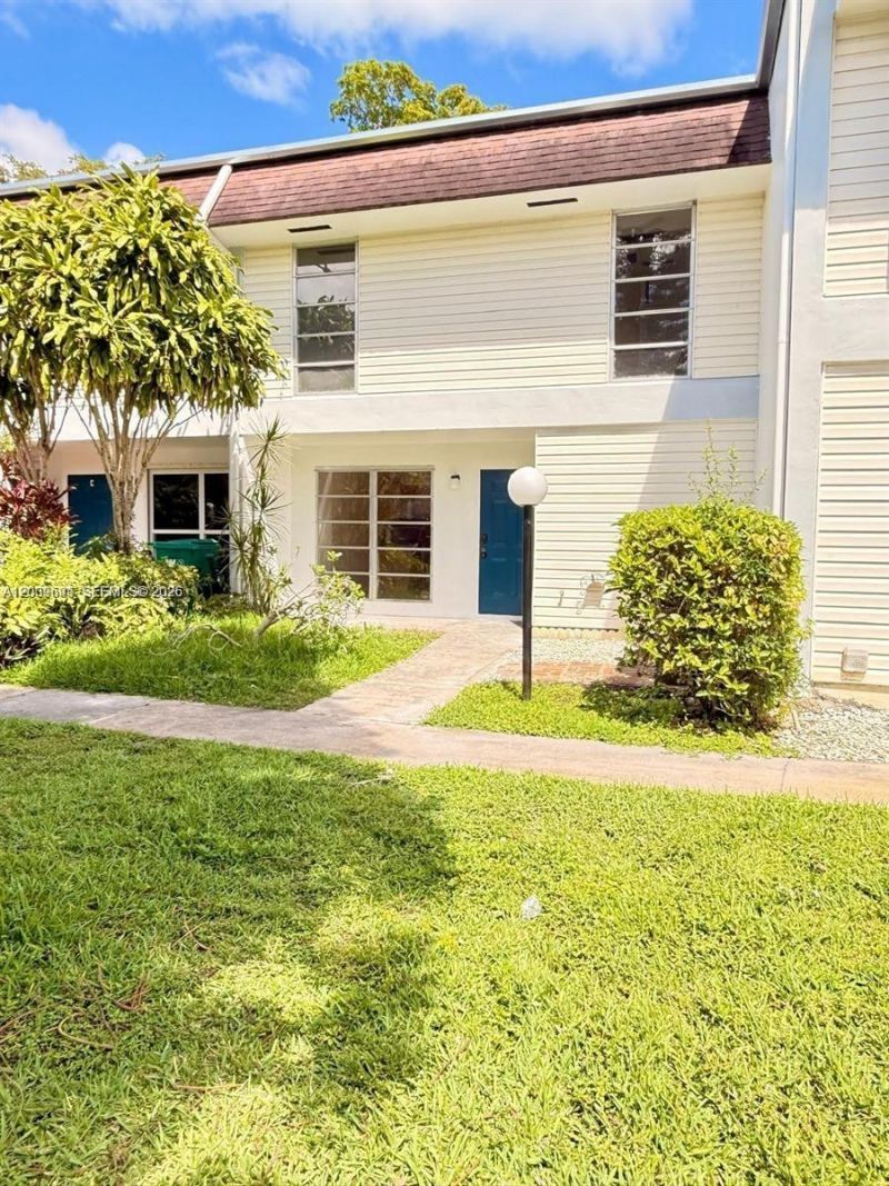 3301 Raleigh St , Unit 4D, Hollywood, FL 33021 Photo