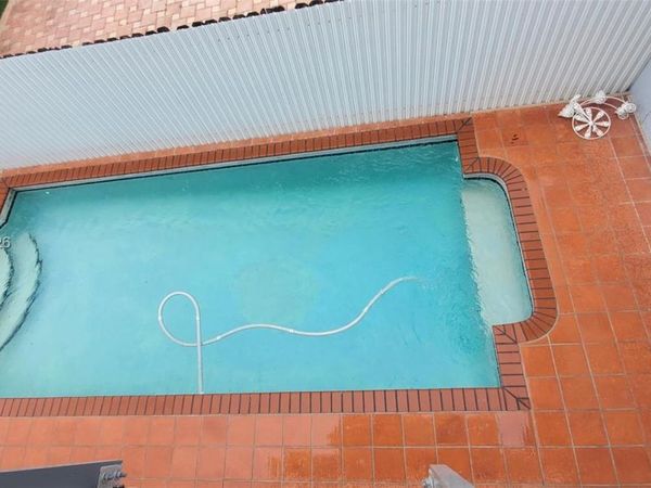 8801 W Flagler St , Unit 104, Miami, FL 33174