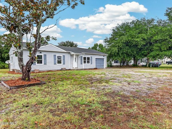 145 Ash Court , Hubert, NC 28539