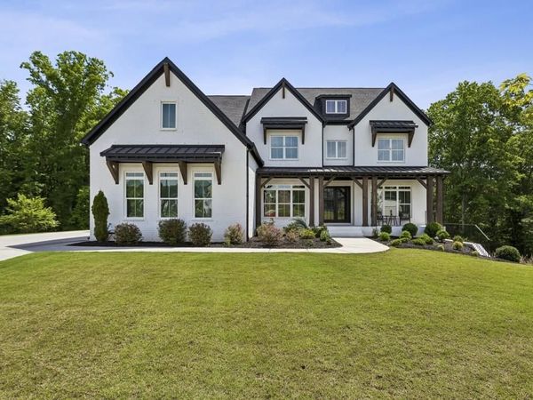 423 Oakleigh Avenue , Woodstock, GA 30188