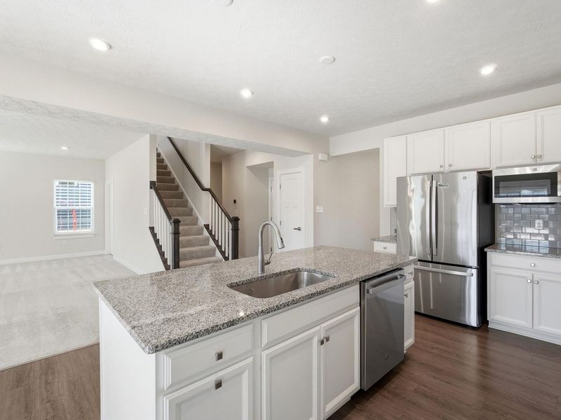 414 Sydney Drive, Tipp City, OH 45371 Photo 12