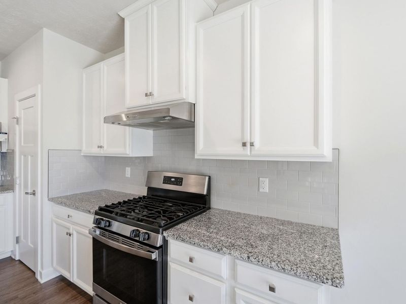 414 Sydney Drive, Tipp City, OH 45371 Photo 13