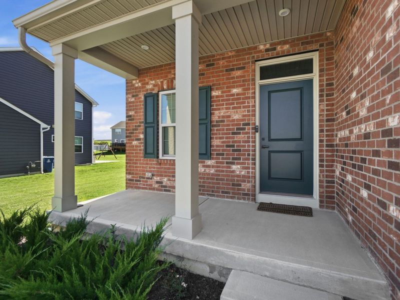 414 Sydney Drive, Tipp City, OH 45371 Photo 5