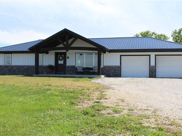 6890 SE Rogers Road, Cameron, MO 64429