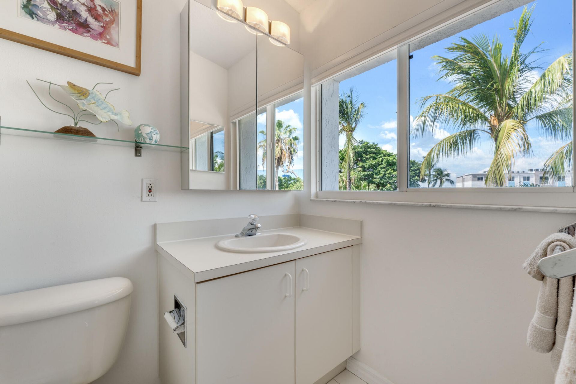 95 Coco Plum Unit Drive, Unit 4B, Marathon, FL 33050 Photo