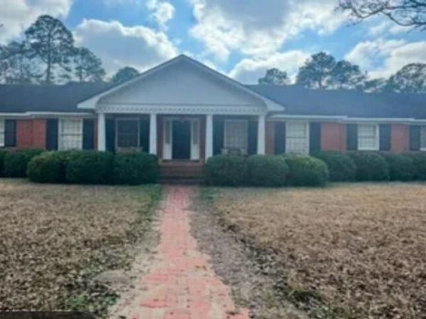 602 E 23rd Avenue, Cordele, GA 31015