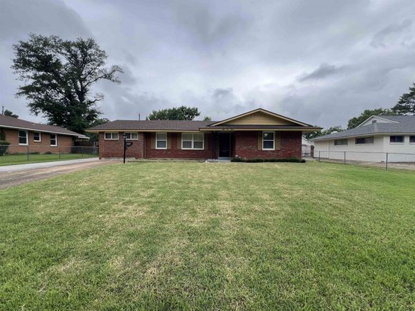 5115 LEXIE DR, Memphis, TN 38116