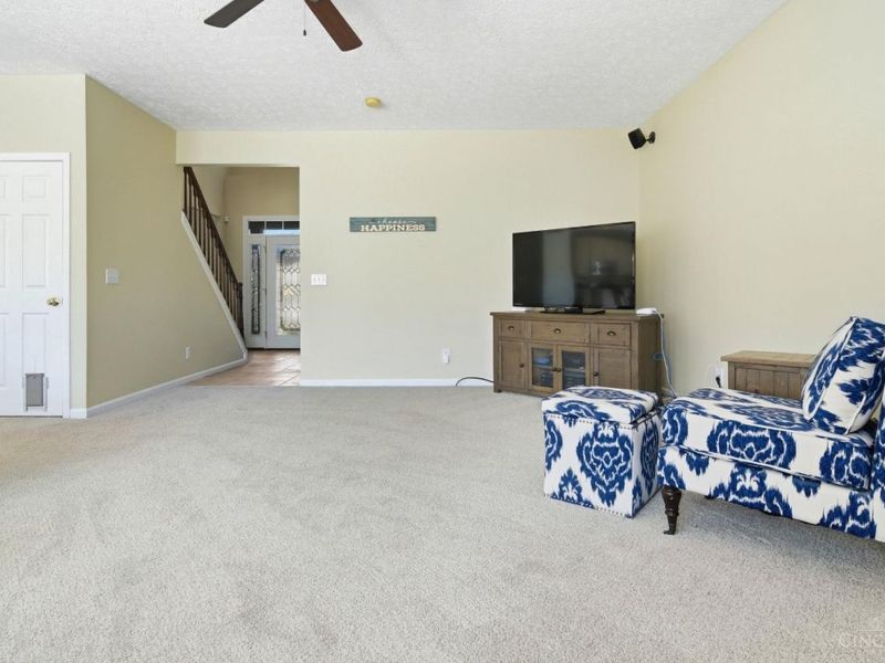 6072 Spring Lake Drive, Fairfield Twp, OH 45011 Photo 10